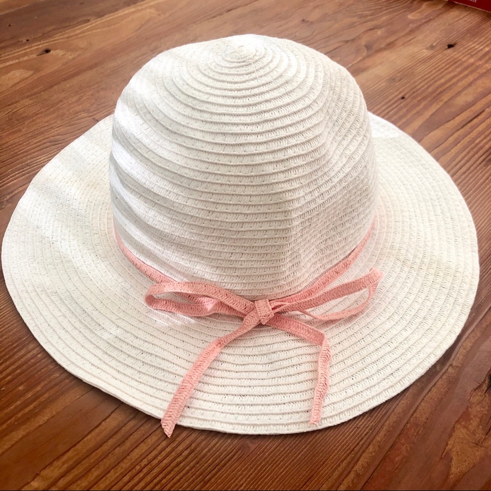 Cute White Hat 🎀